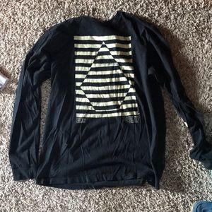 Volcom long sleeve barely worn